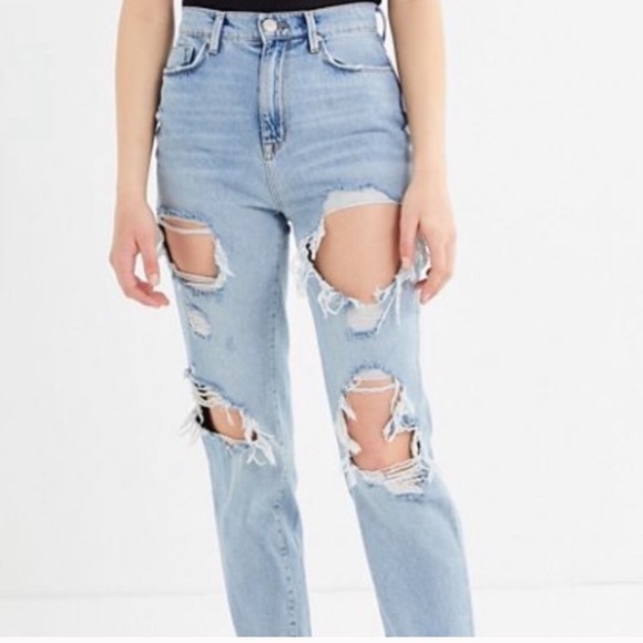 Urban Outfitters Denim - Bdg high rise mom jean